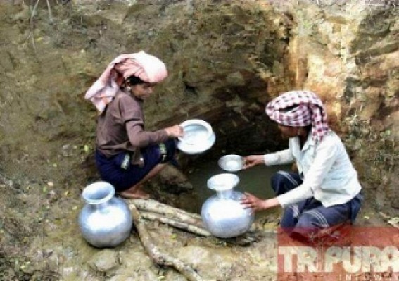 Govt. announces to make municipal area 100 percent water scarce free: Several families in the interior yet walk miles for a bucket of water Govt. announces to make municipal area 100 percent water scarce free: Several families in the interior yet walk miles for a bucket of water